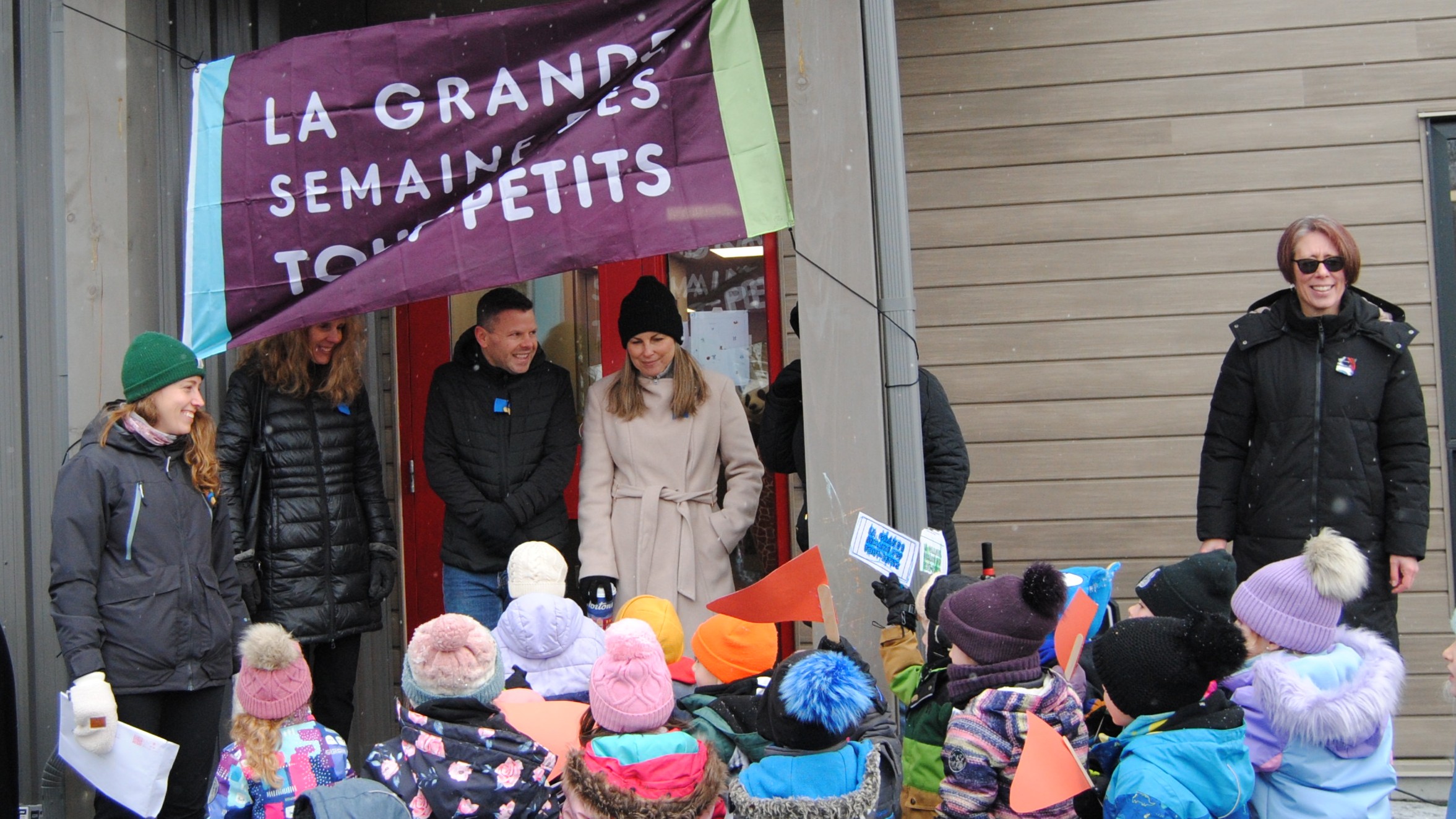 Partenaires avec enfants sans visages visibles.JPG
